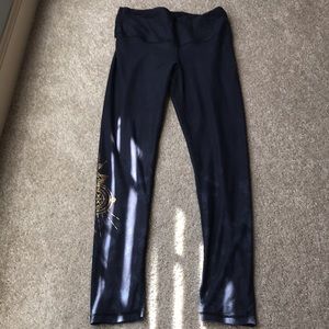 Size small Sol & Mane yoga pants. Good condition.